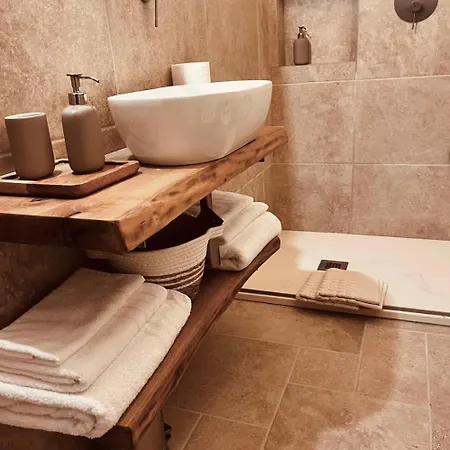 Essenza Salentina Nyaraló *